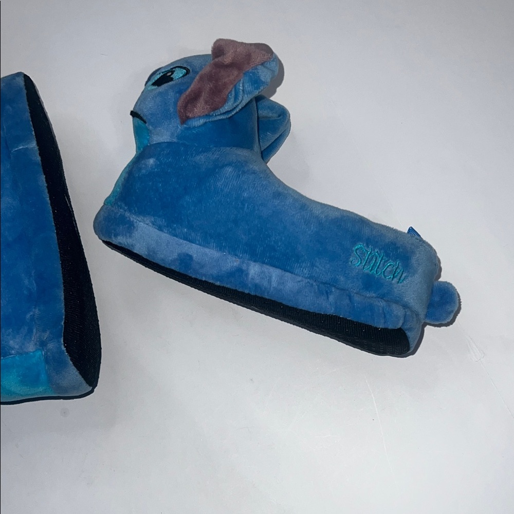 Kids Disney Stitch Slippers size 2/3 - Picture 4 of 8
